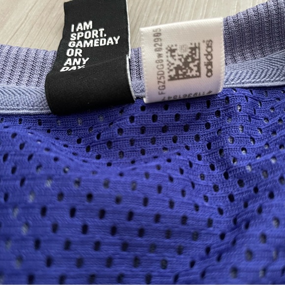 Adidas Crop Mesh Top S/M - Picture 7 of 7